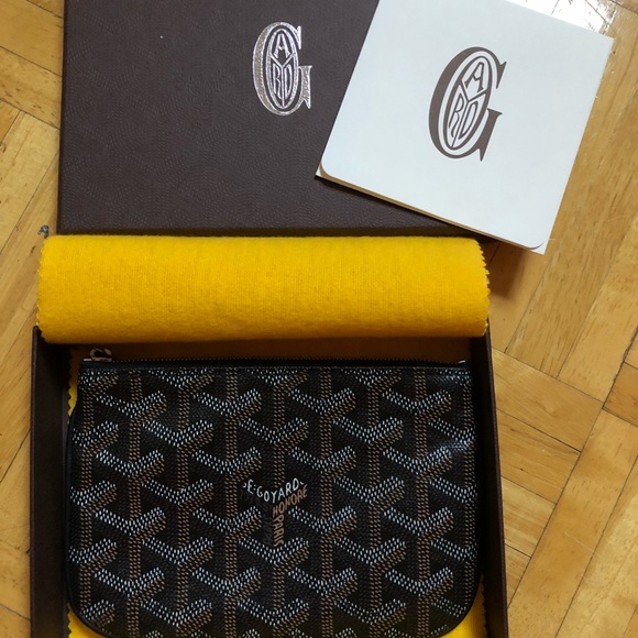 goyard small pouch